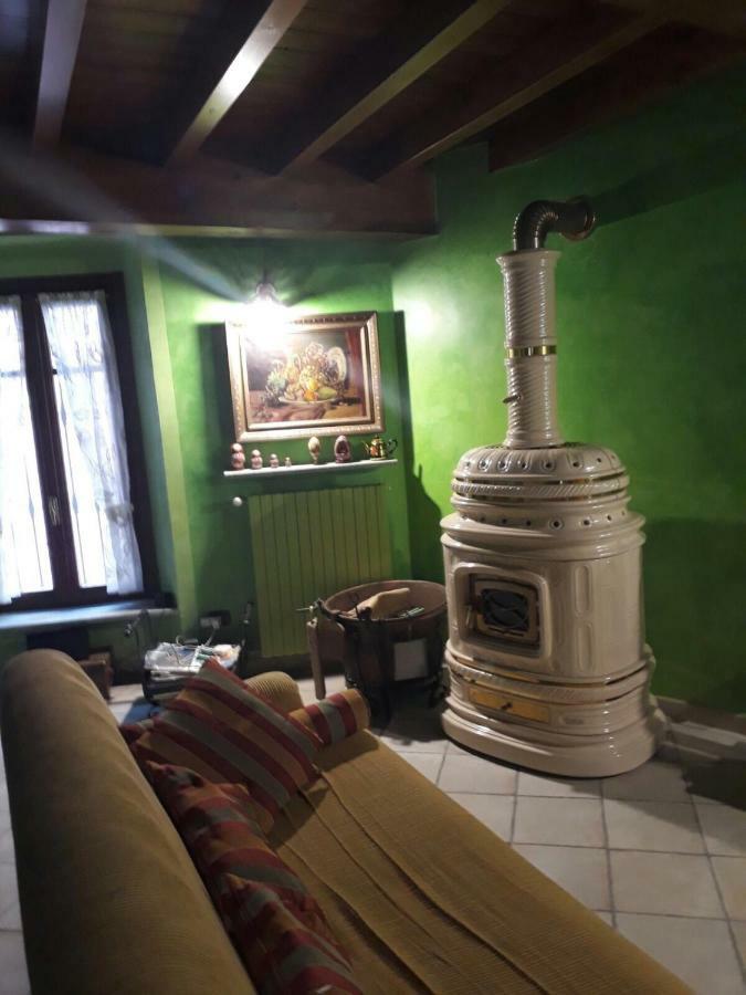 B&B La Corte Suites Salice Terme Exterior foto